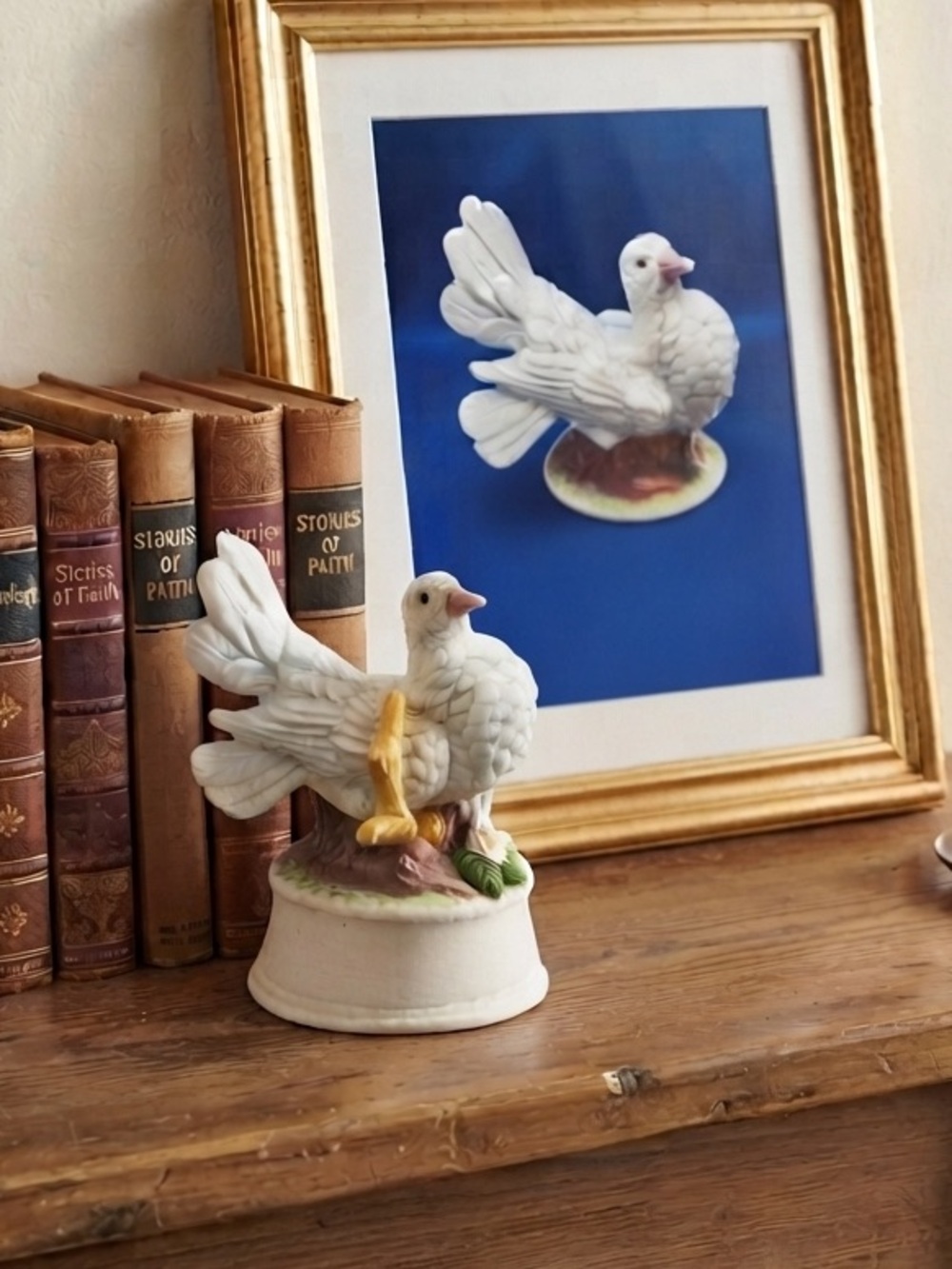 Classic White Dove Figurine music box song “love story “Home Accent - Unbranded